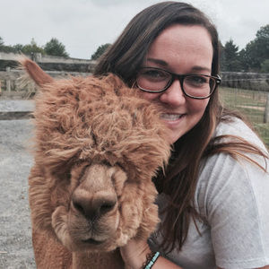 Meet your Posher, Danielle